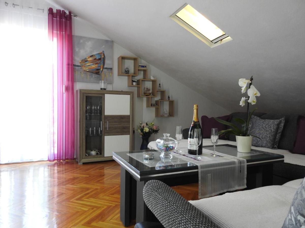 Marini Apartmani Трогір Екстер'єр фото