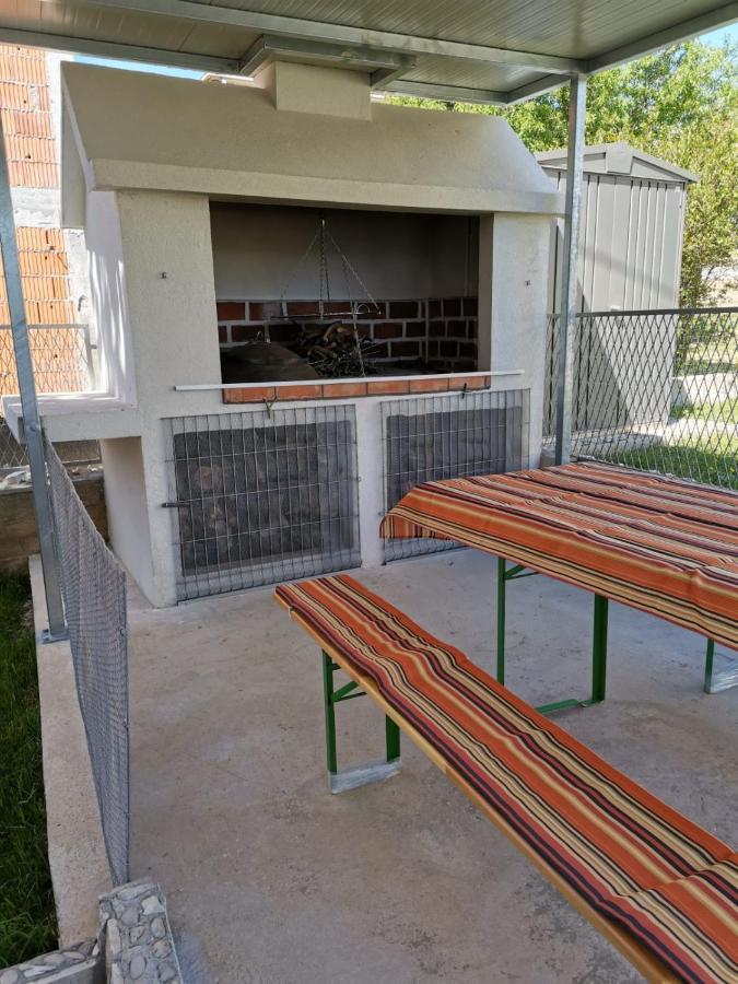 Marini Apartmani Трогір Екстер'єр фото