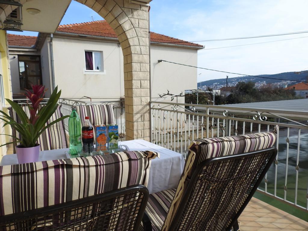Marini Apartmani Трогір Екстер'єр фото