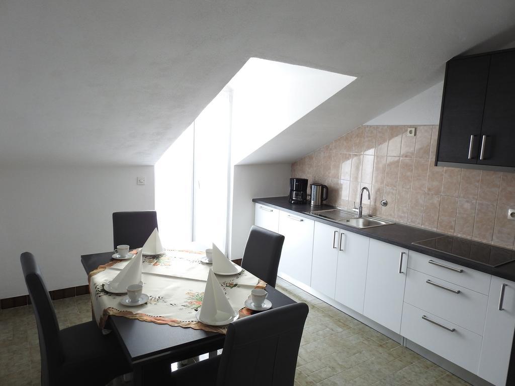 Marini Apartmani Трогір Екстер'єр фото