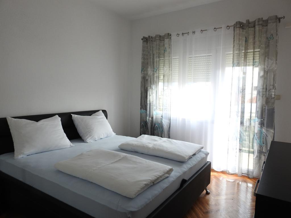 Marini Apartmani Трогір Екстер'єр фото