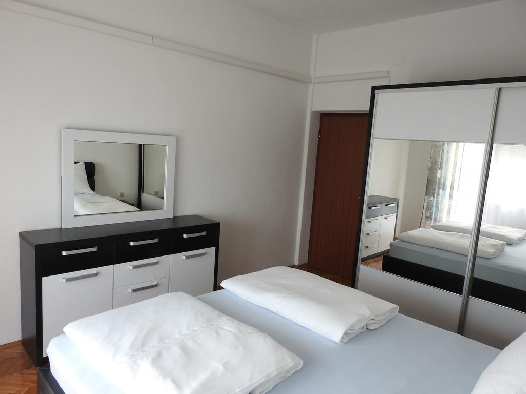 Marini Apartmani Трогір Екстер'єр фото